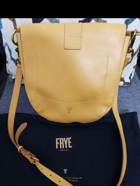 Frye saddle bag - Picture 2 of 2